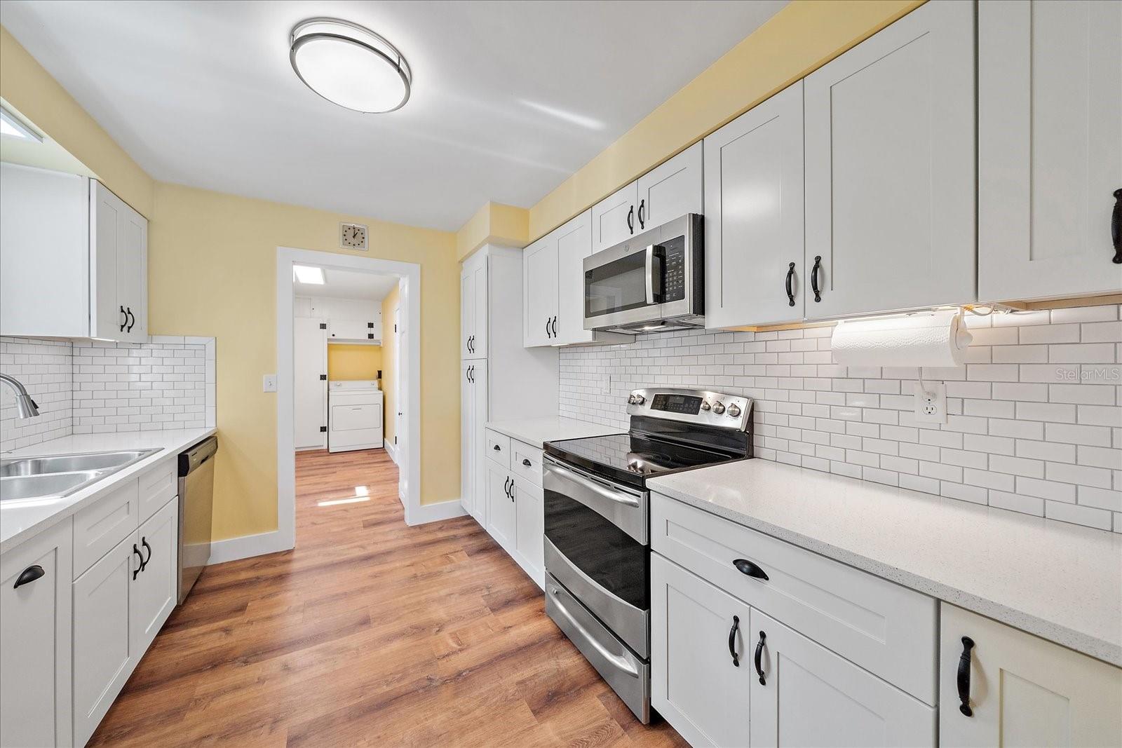 SOUTH GATE - Residential