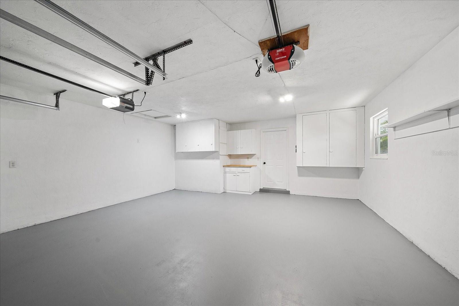 SOUTH GATE - Residential