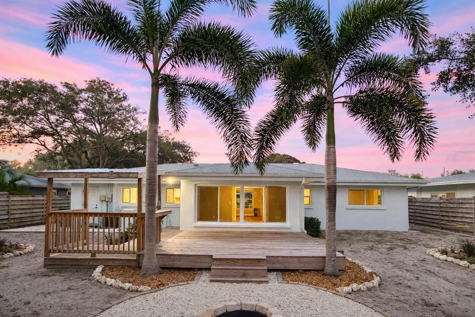 SOUTH GATE - Residential