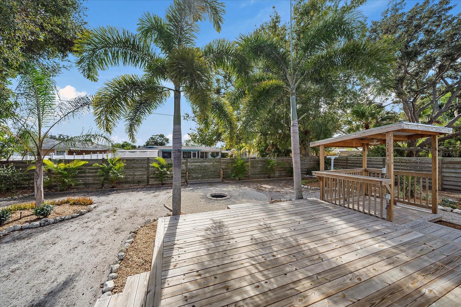 SOUTH GATE - Residential