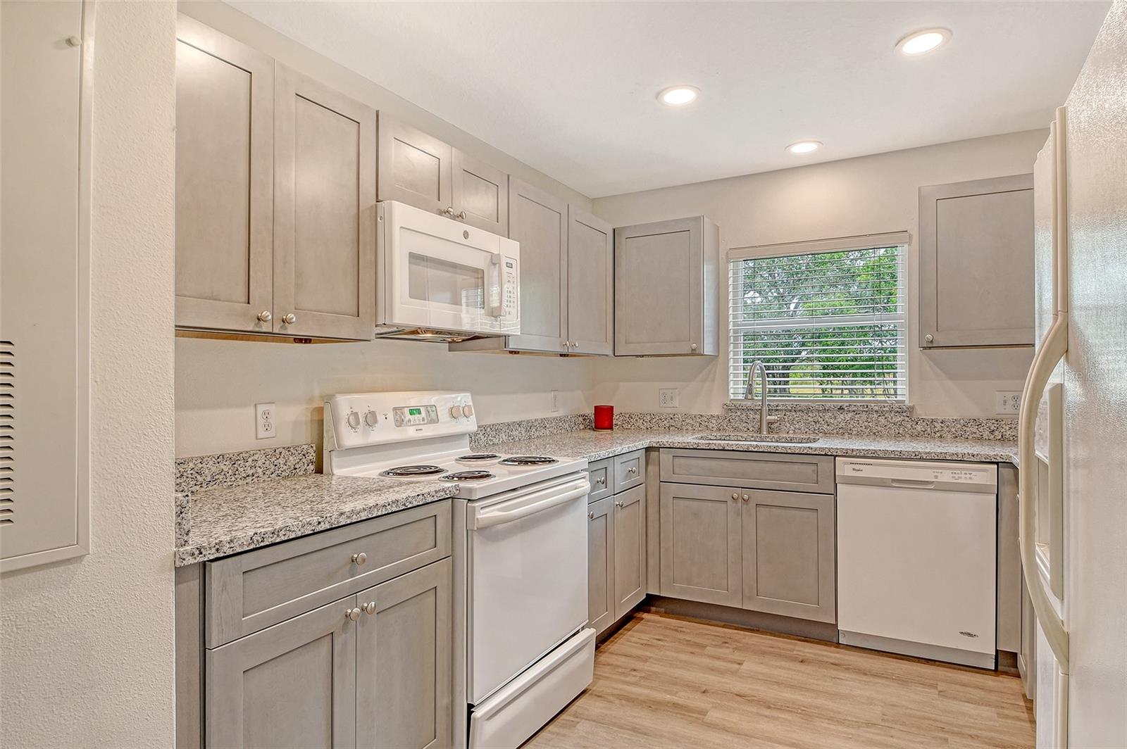 BROOKSIDE - Residential