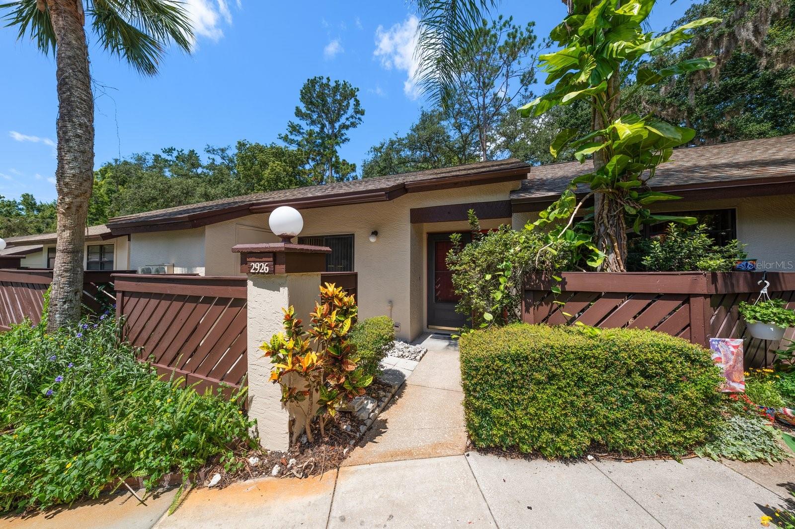 2926 STAR APPLE COURT