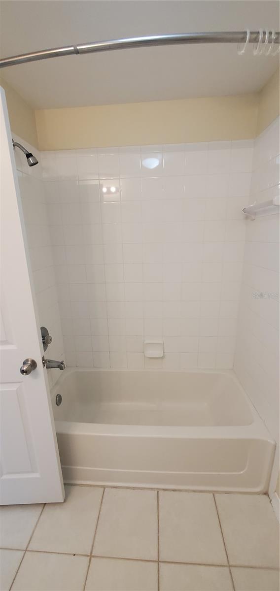 LAS PALMAS OF SARASOTA - Residential Lease