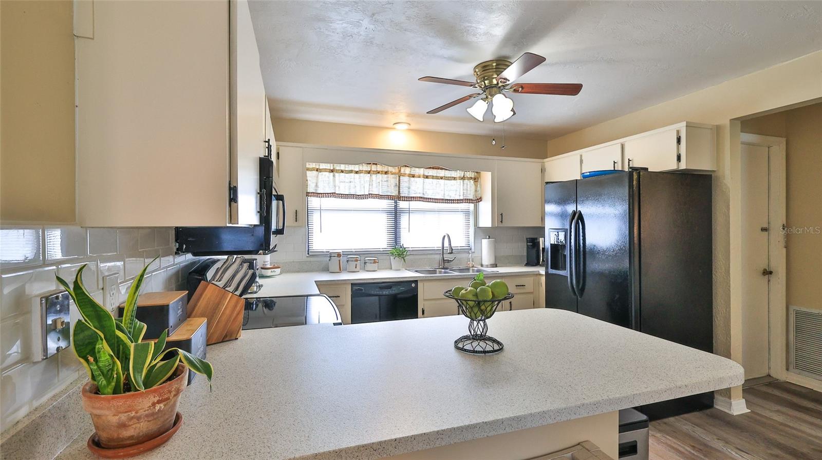 FLORIDA SHORES HRS 10 - Residential