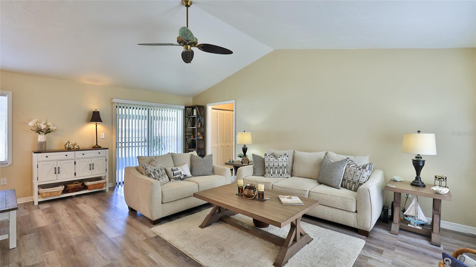 FLORIDA SHORES HRS 10 - Residential