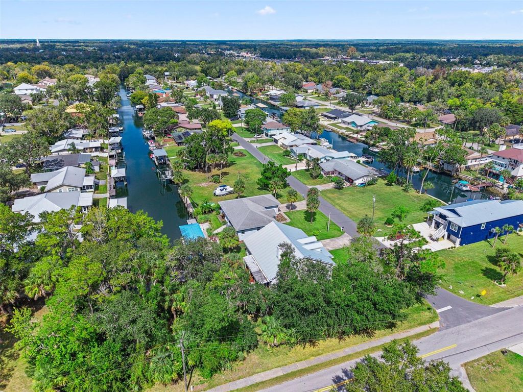 Photo of 1432 SE 4th Avenue, Crystal River, FL 34429 (MLS # OM710846)