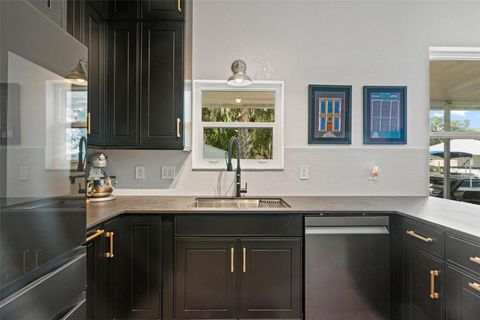 Tiny photo for 1432 SE 4th Avenue, Crystal River, FL 34429 (MLS # OM710846)