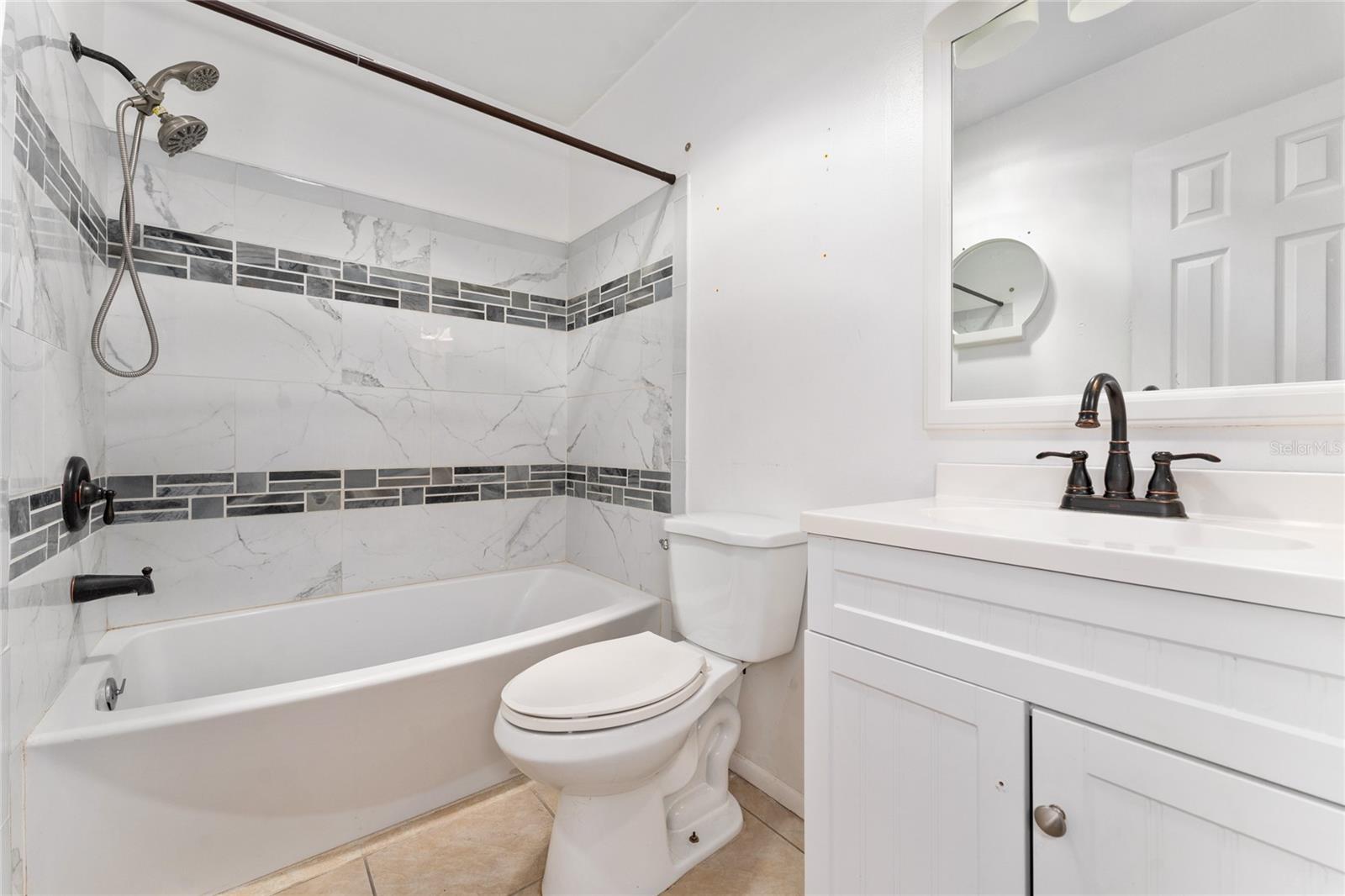 DELTONA LAKES UNIT 05 - Residential