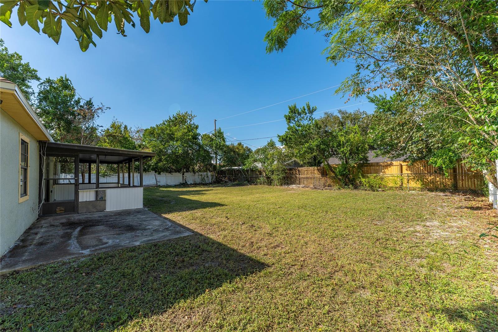 DELTONA LAKES UNIT 05 - Residential