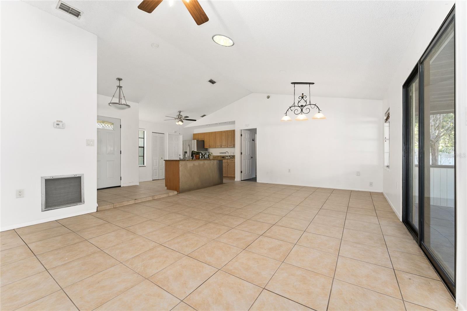 DELTONA LAKES UNIT 05 - Residential