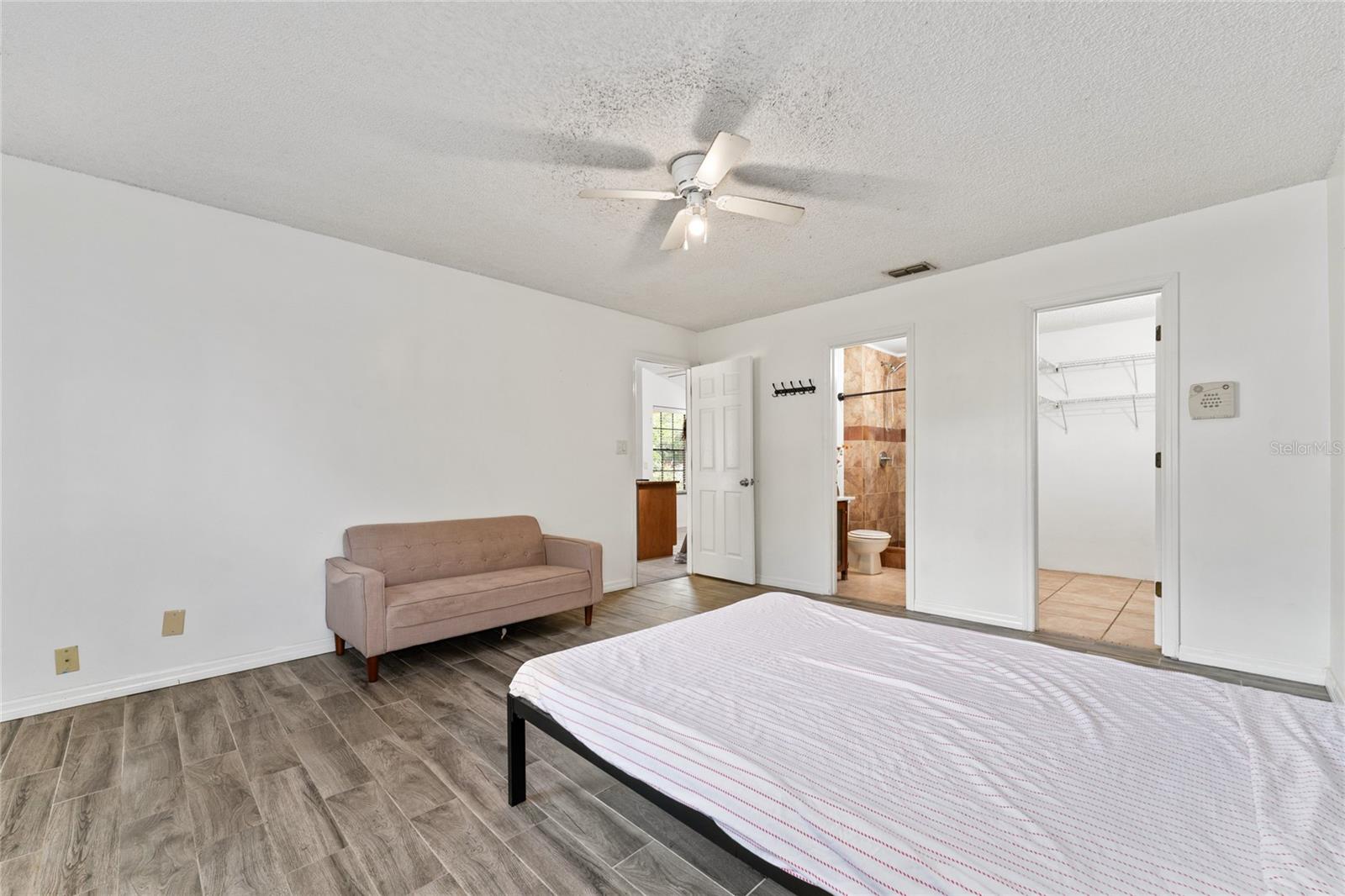 DELTONA LAKES UNIT 05 - Residential