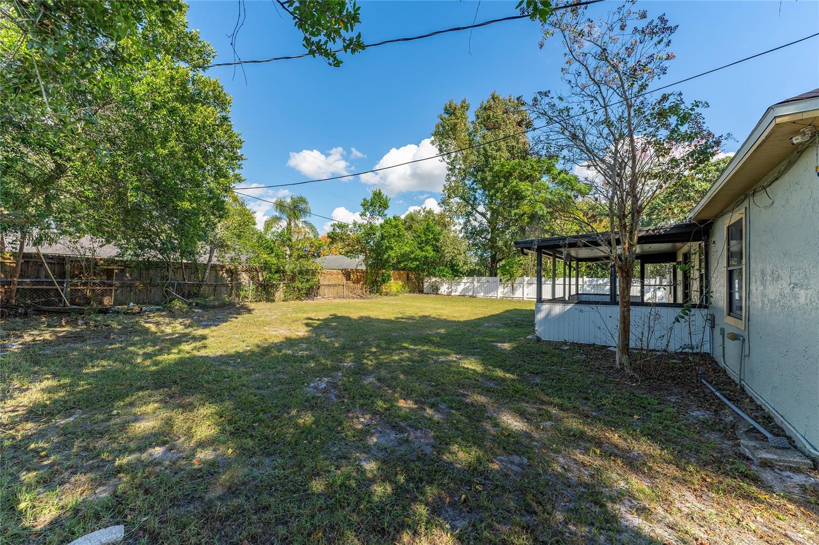 DELTONA LAKES UNIT 05 - Residential