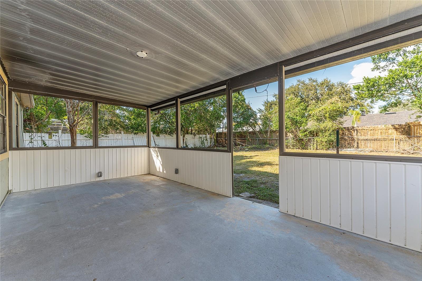 DELTONA LAKES UNIT 05 - Residential