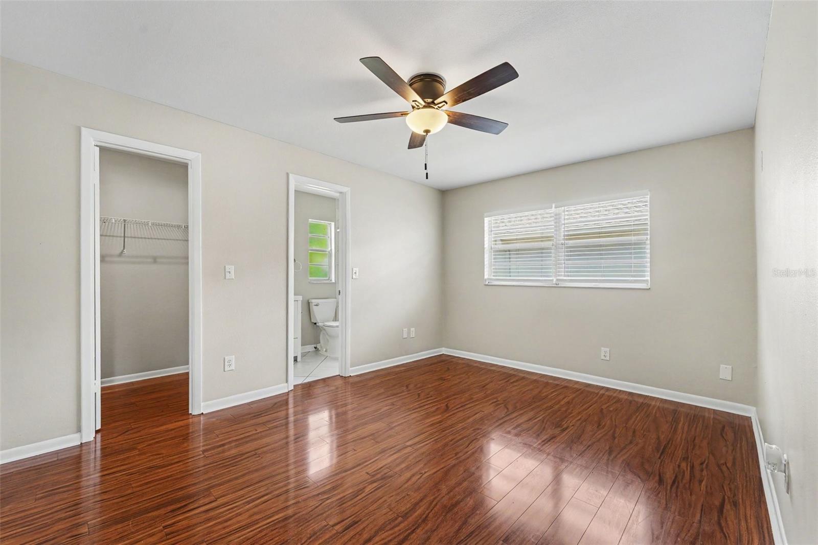 PARK LAKE ESTATES - Residential