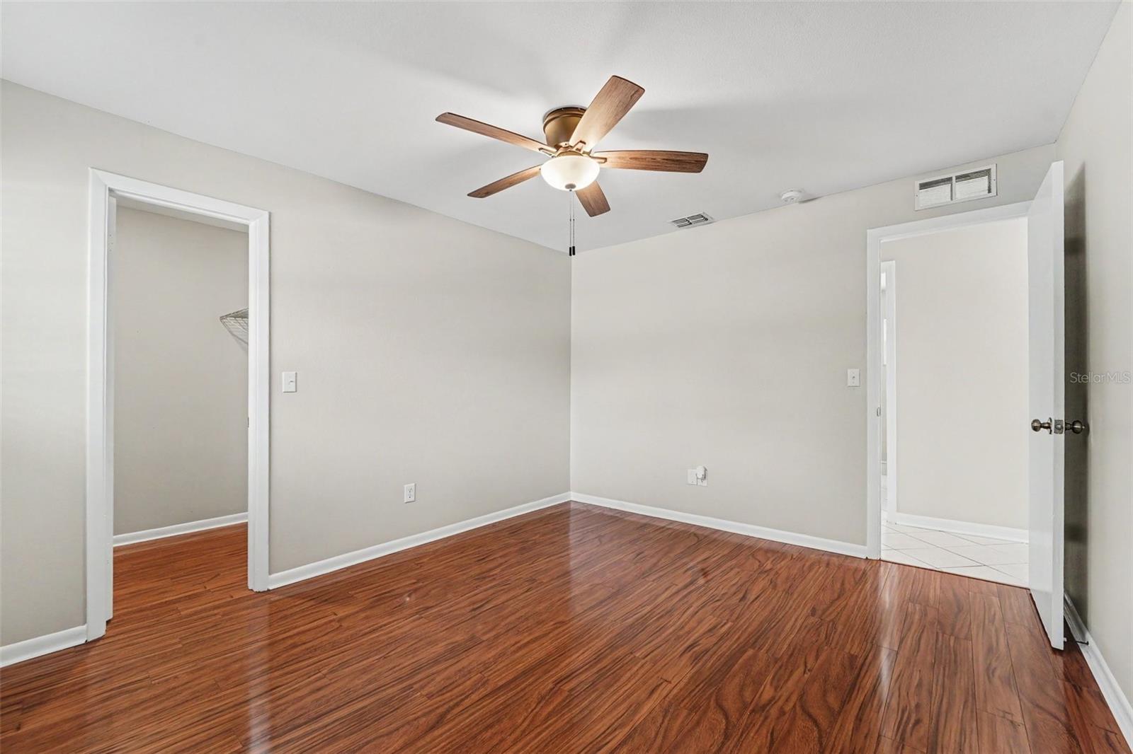 PARK LAKE ESTATES - Residential