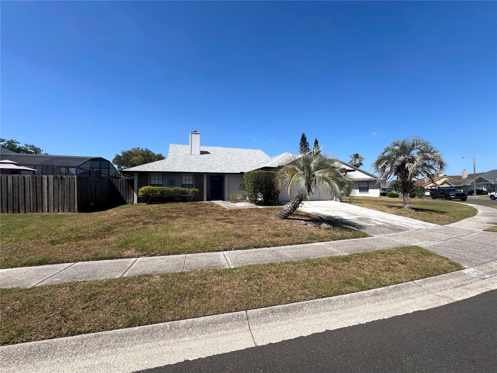 549 SILVERGATE LOOP