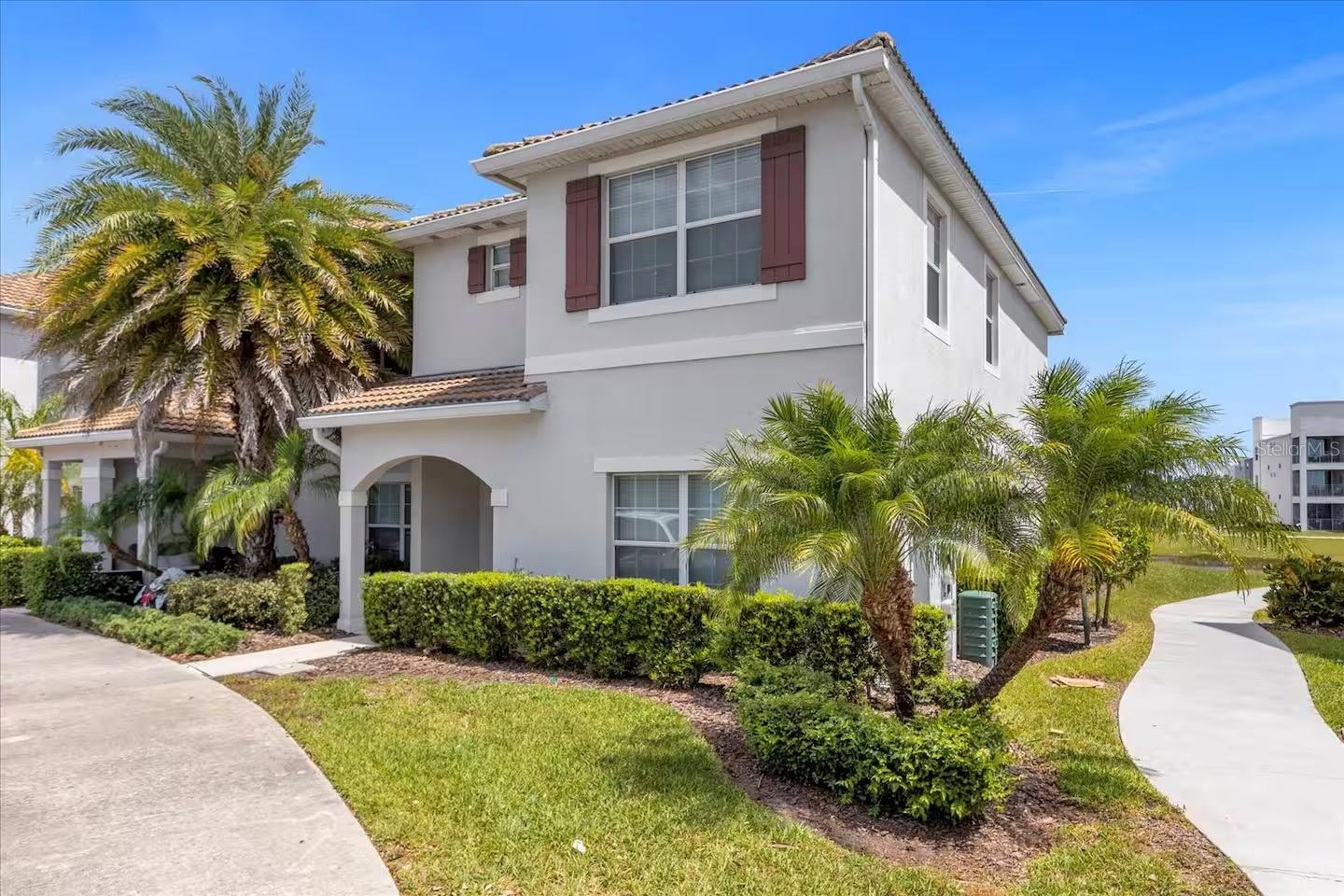 Amazing Short-Term-Rental opportunity!! This corner lot townhome, 5 bedrooms, 4 bathrooms, fully furnished has a very spacious and inviting layout offering a modern and open-concept living and dining room, a private pool and plenty of space for the entire family, friends and guests! Storey Lake Resort offers several amenities including resort style pool with lazy river and pool bar, waterslides, a splash park, fitness center, mini-golf, and sports court. Well located, this property is minutes away from the city’s major attractions such as Disney Parks, Sea World, Universal Studios, and several shopping and dining options.