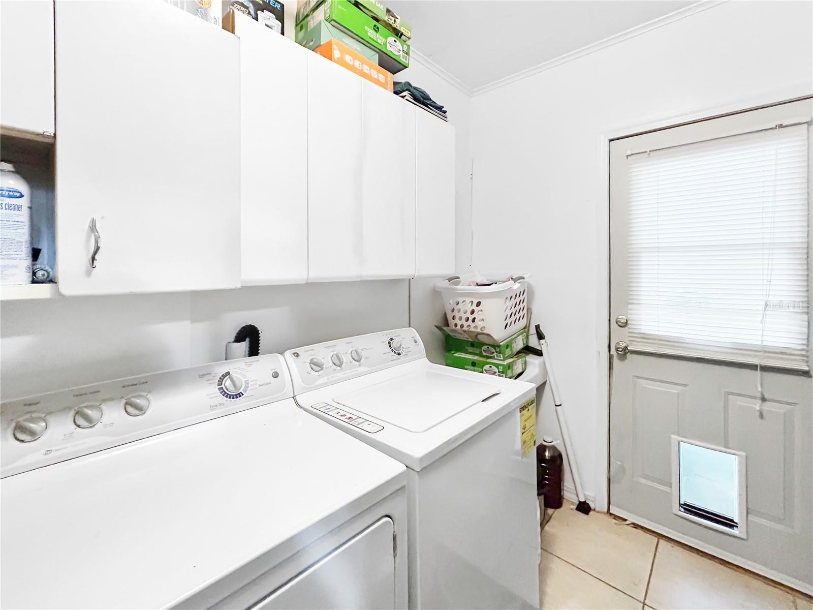 POINSETTA PARK - Residential