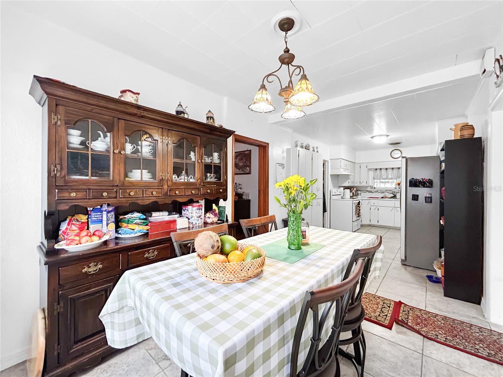 POINSETTA PARK - Residential