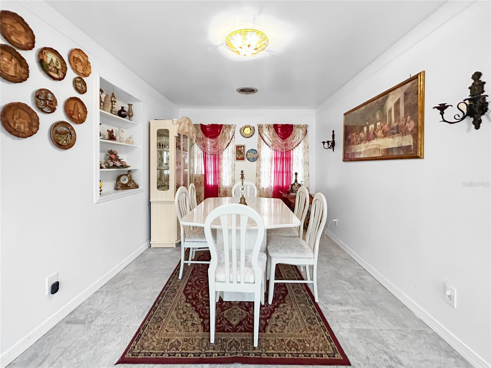 POINSETTA PARK - Residential