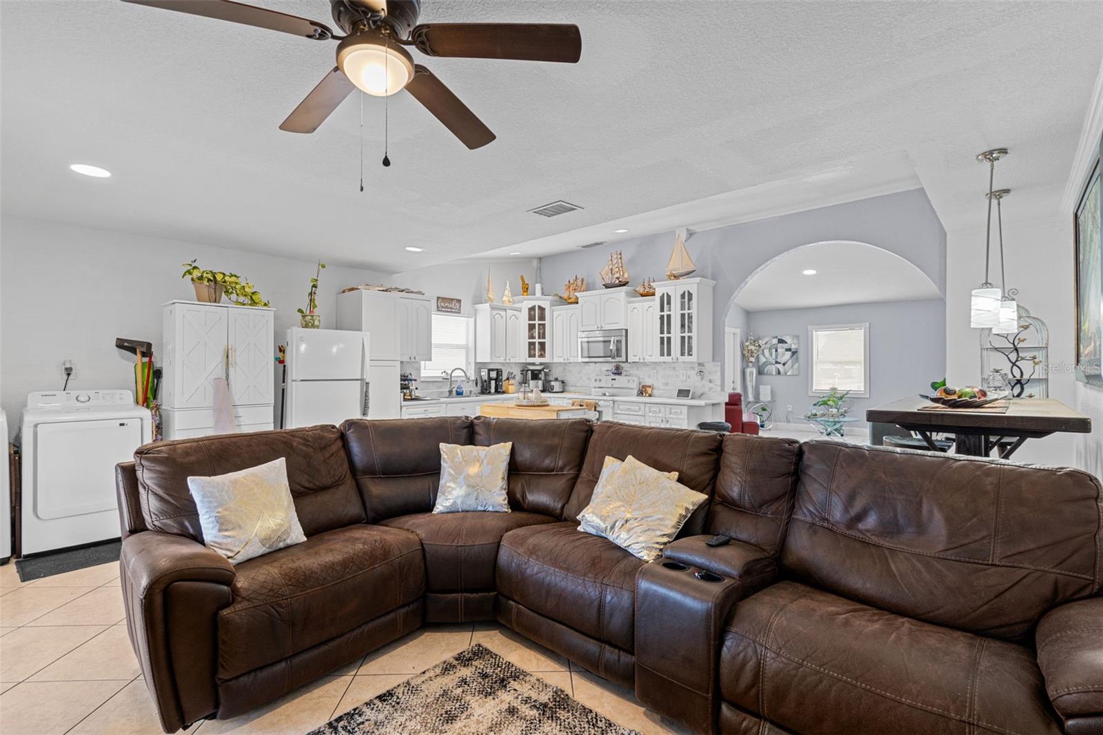 PINE NEEDLES EAST HOMES SEC 4 - Residential