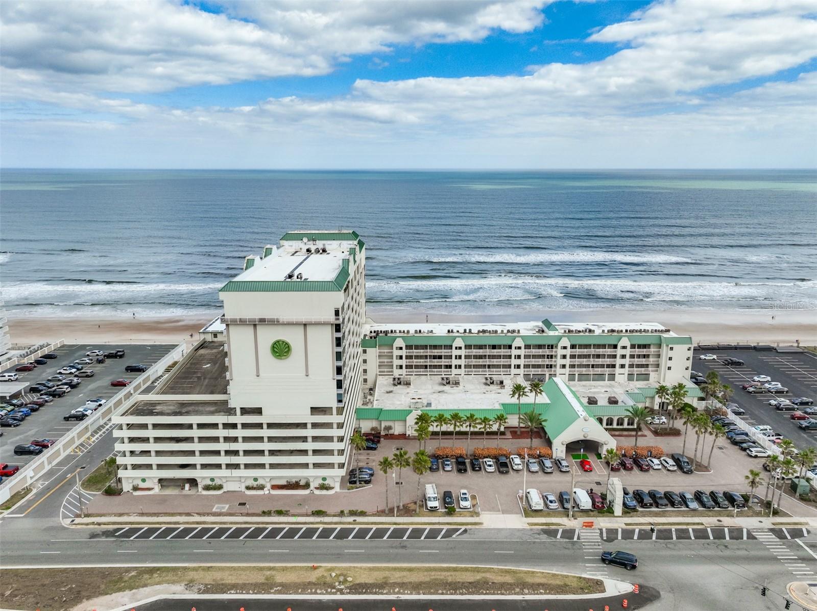 DAYTONA BEACH RESORT - Residential