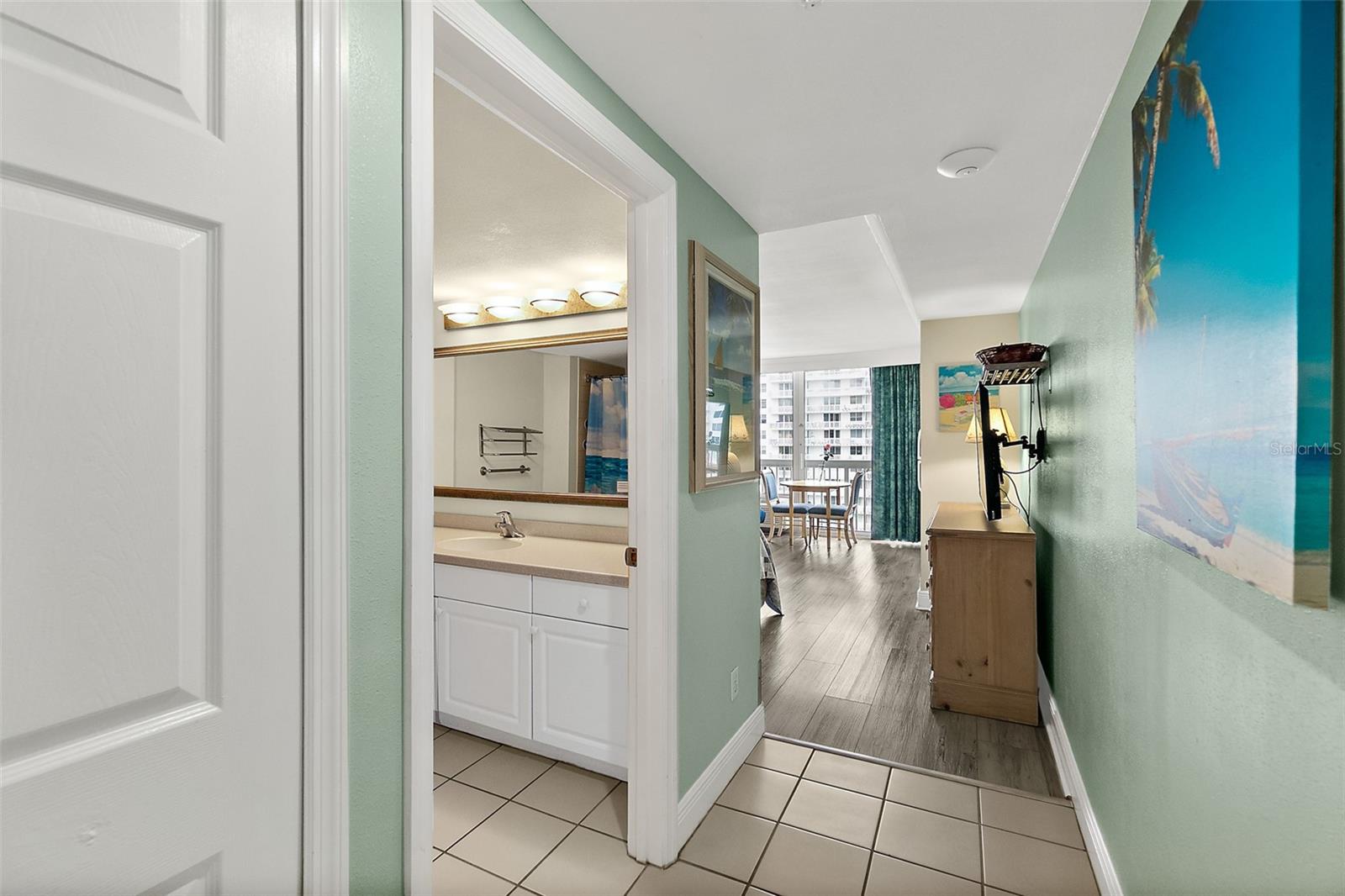 DAYTONA BEACH RESORT - Residential