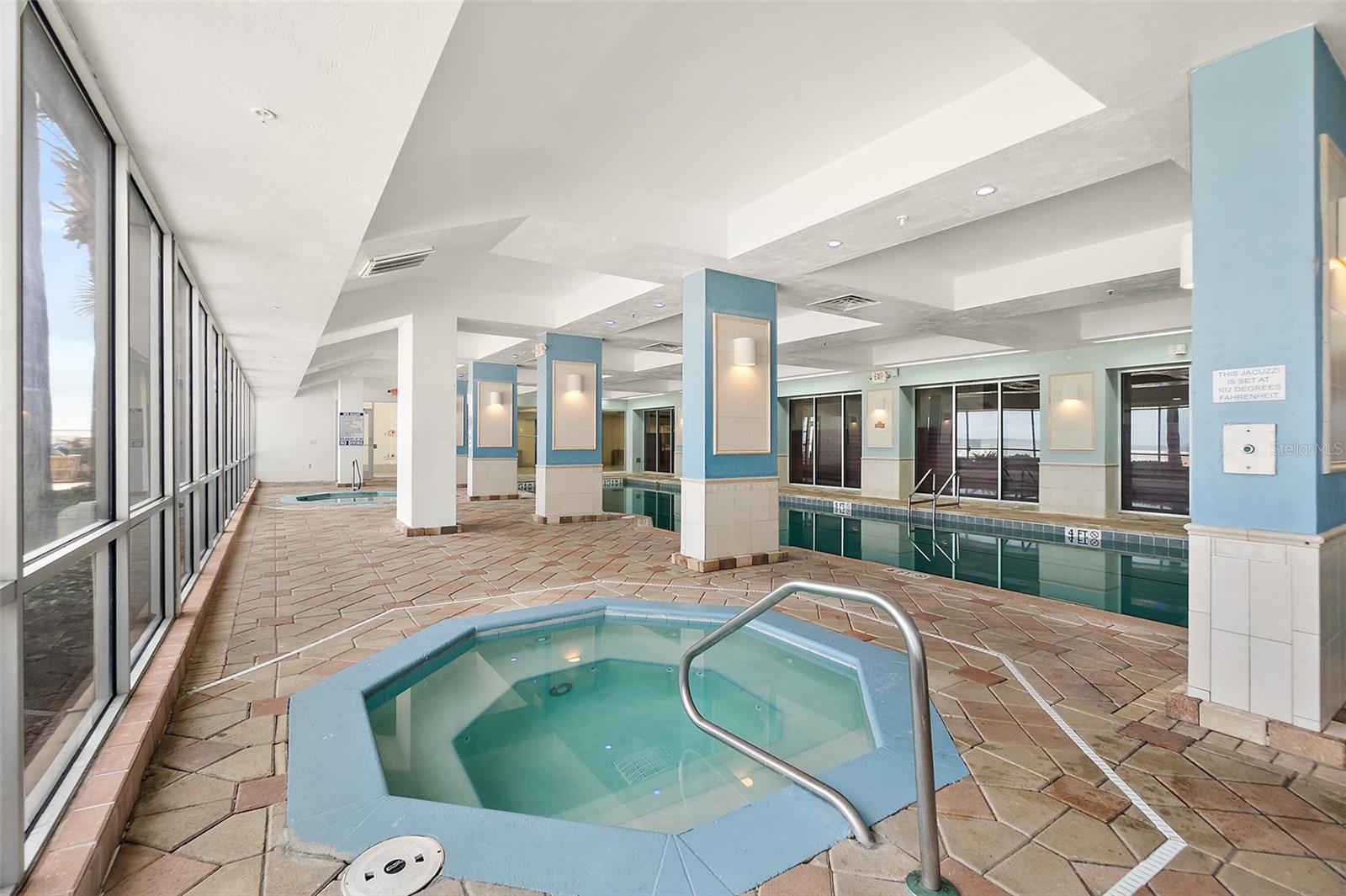 DAYTONA BEACH RESORT - Residential