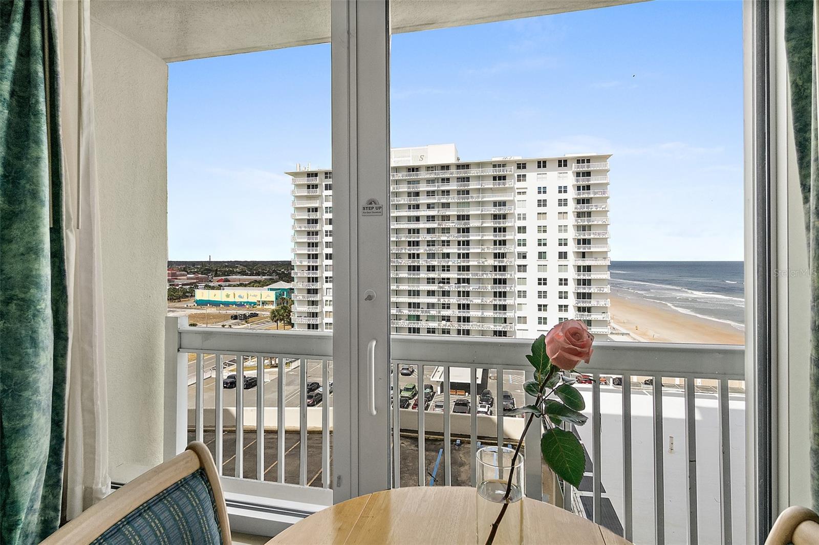 DAYTONA BEACH RESORT - Residential