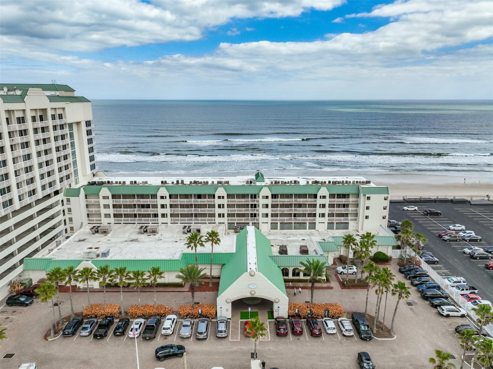 DAYTONA BEACH RESORT - Residential