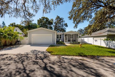 A home in LARGO