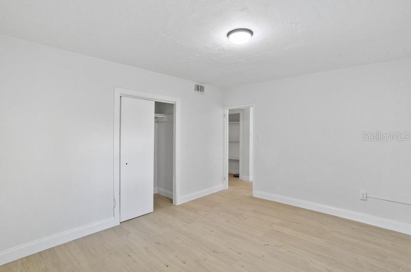 ENGLEWOOD - Residential Income