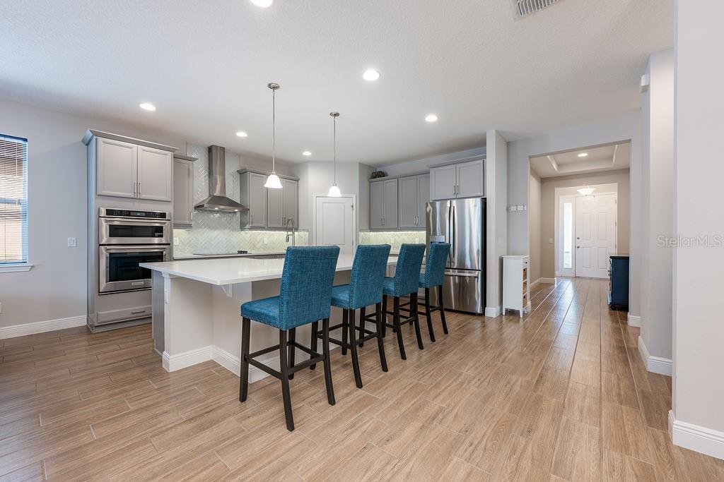 706 HYPERION DRIVE