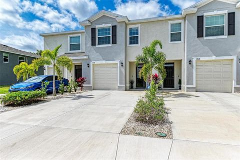 Townhouse in BRADENTON FL 1816 PLEASANT MAPLE COURT.jpg