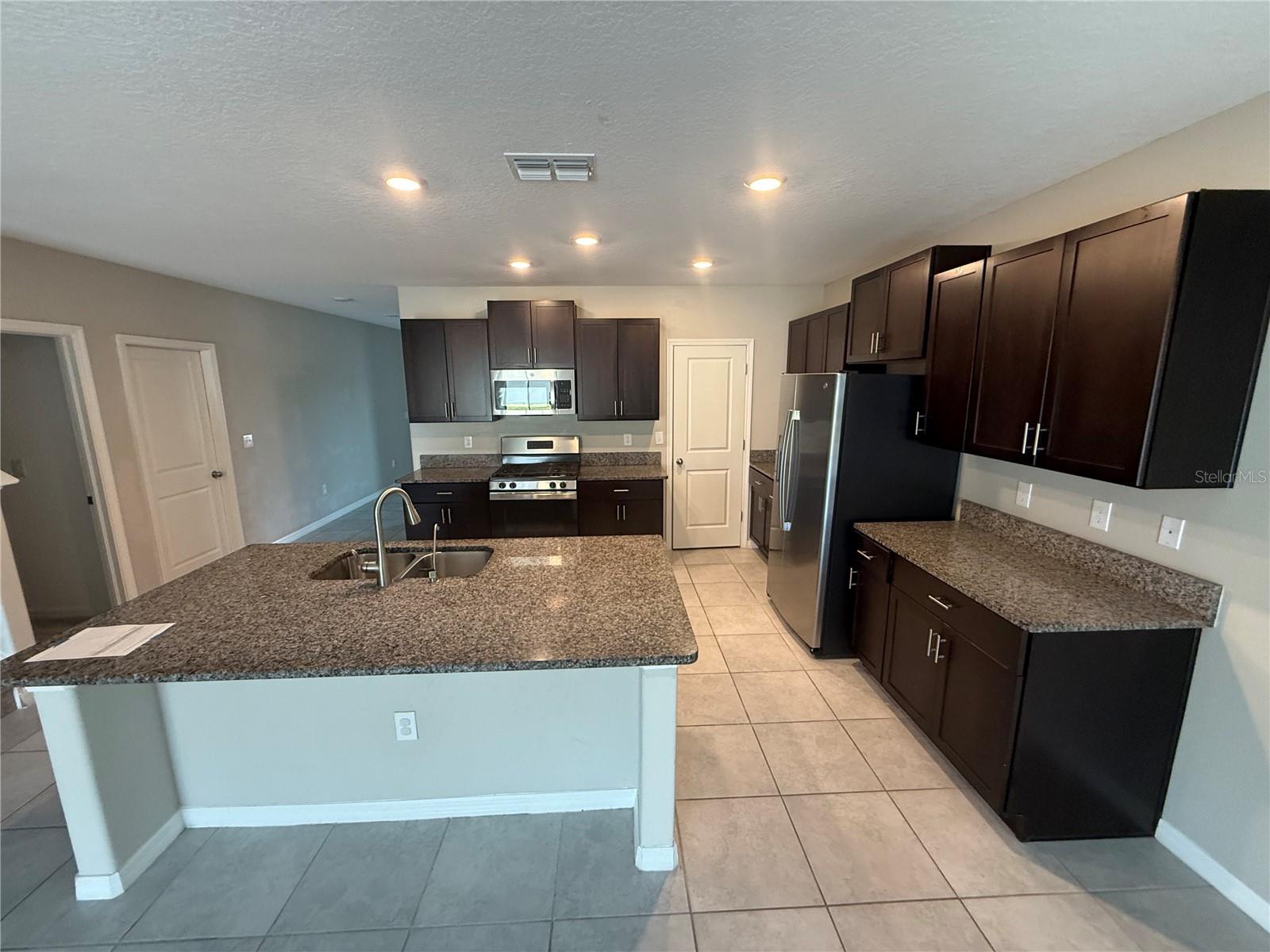 BELMONT SOUTH PH 2F - Residential