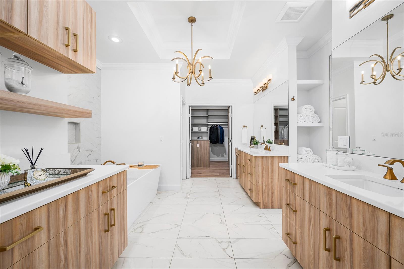 OAKMONT PH 3 PB 35 PG 60 - Residential