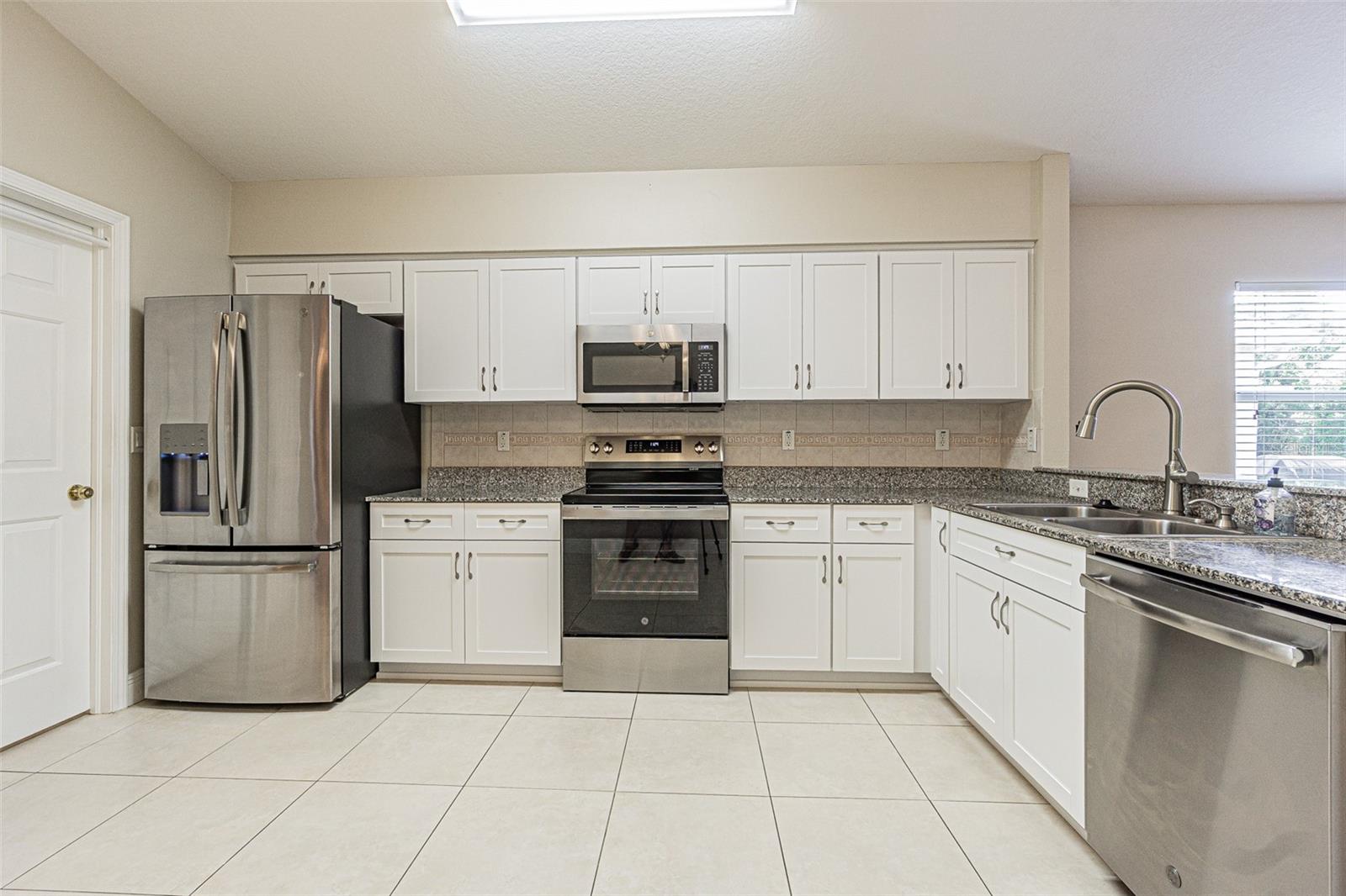 TAMPA BAY GOLF & TENNIS CLUB PH 04 - Residential