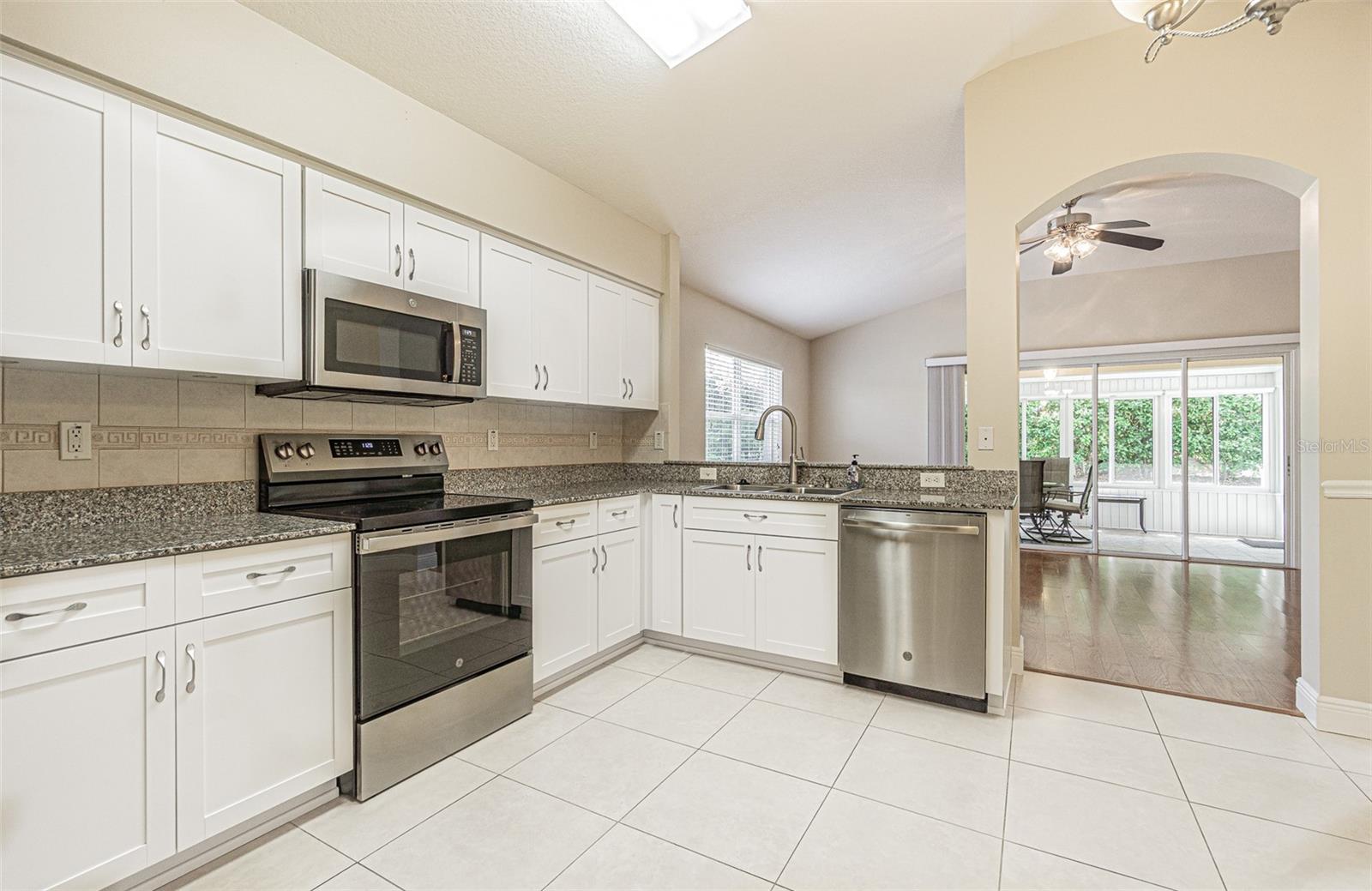 TAMPA BAY GOLF & TENNIS CLUB PH 04 - Residential