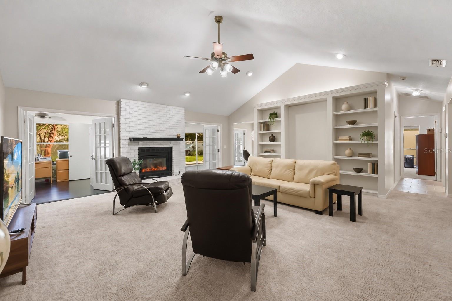 4901 PETRA COURT