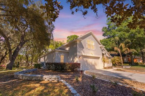 Photo of 597 Sand Wedge Loop, Apopka, FL 32712 (MLS # TB8488308)