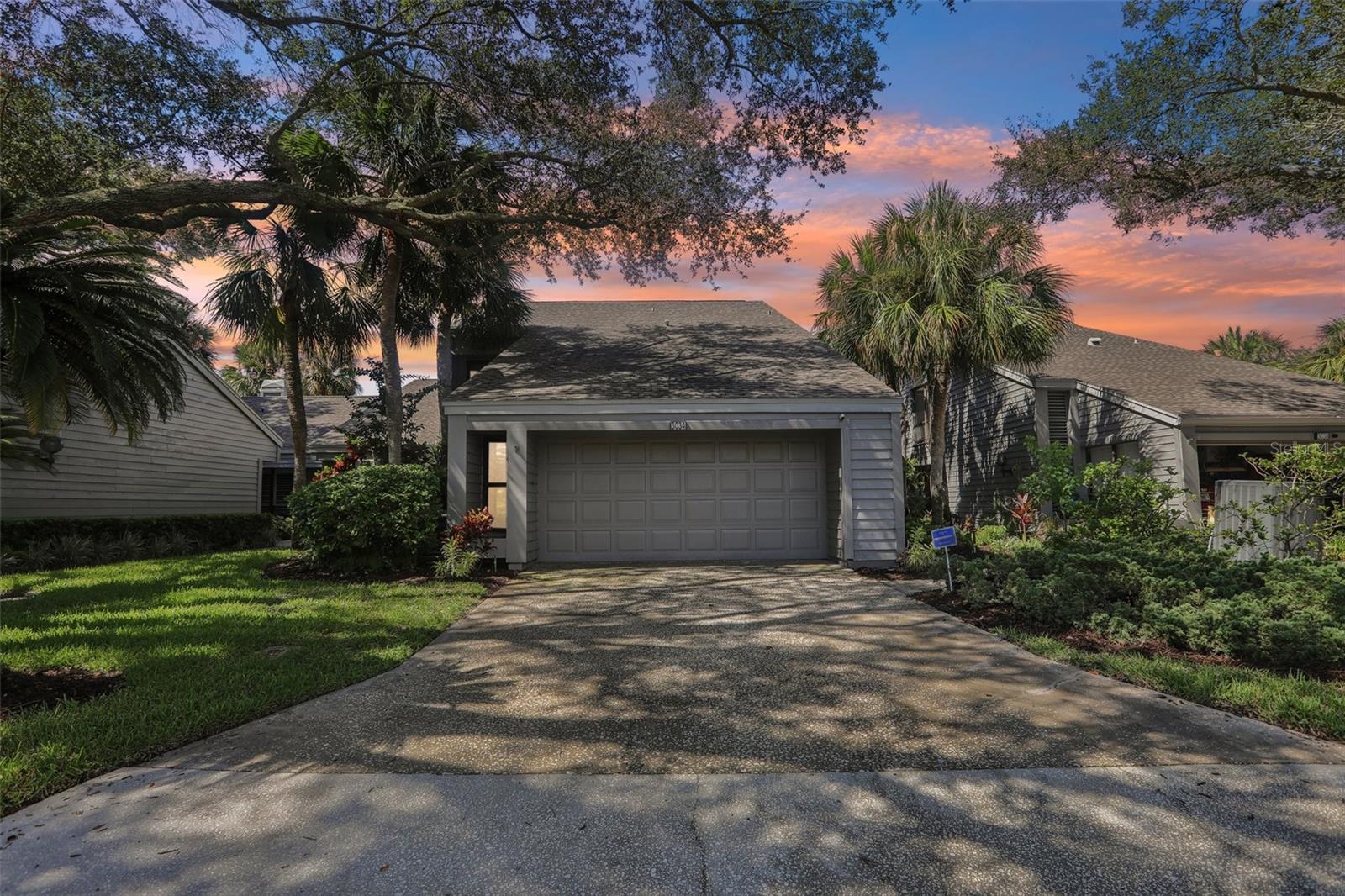 View CLEARWATER, FL 33761 townhome