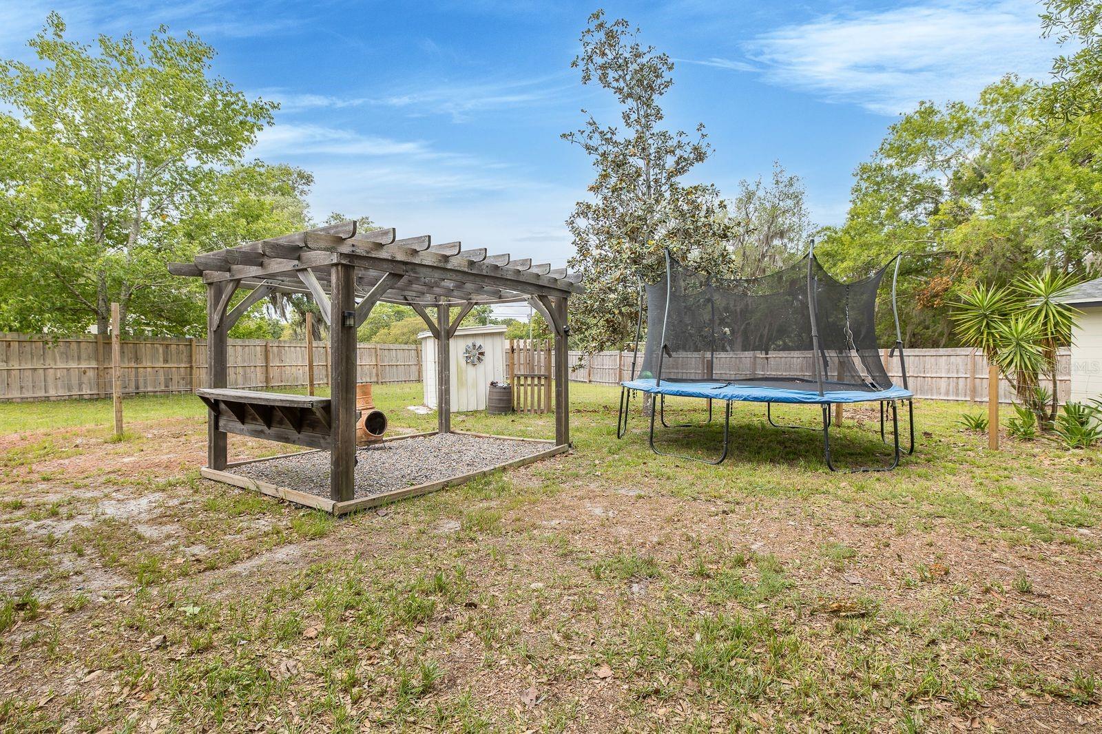 FIVE A RANCHES - Residential