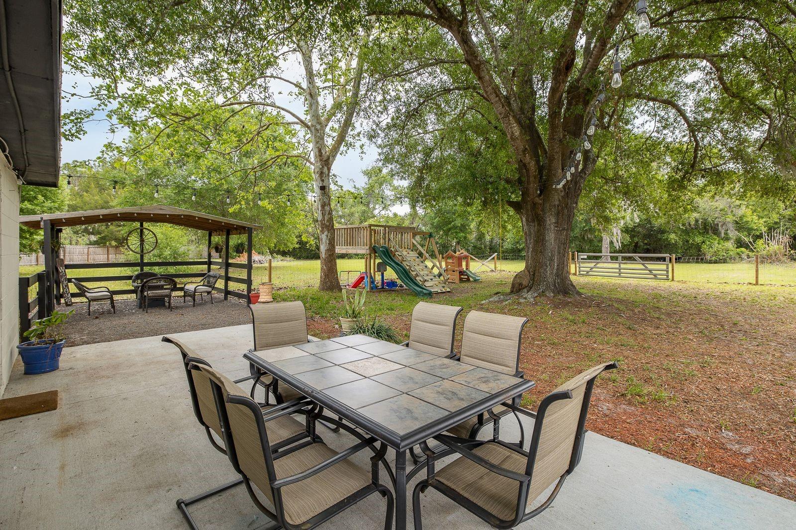 FIVE A RANCHES - Residential