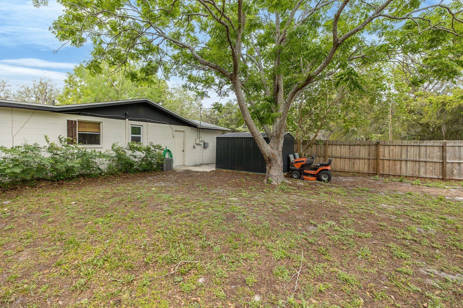 FIVE A RANCHES - Residential