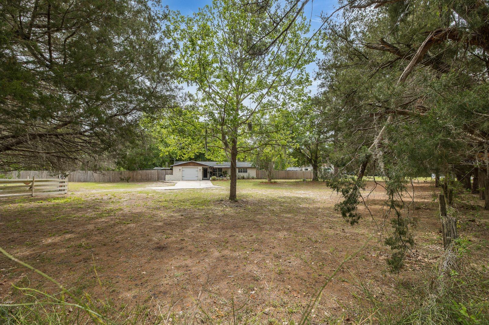 FIVE A RANCHES - Residential