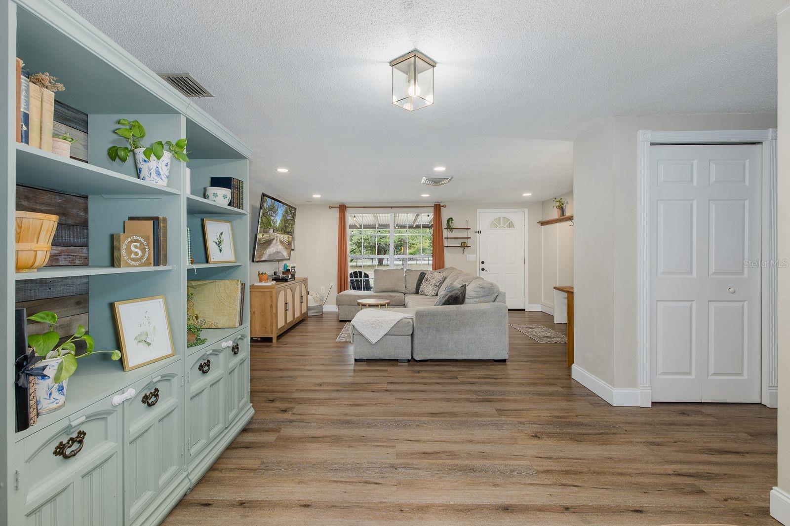 FIVE A RANCHES - Residential