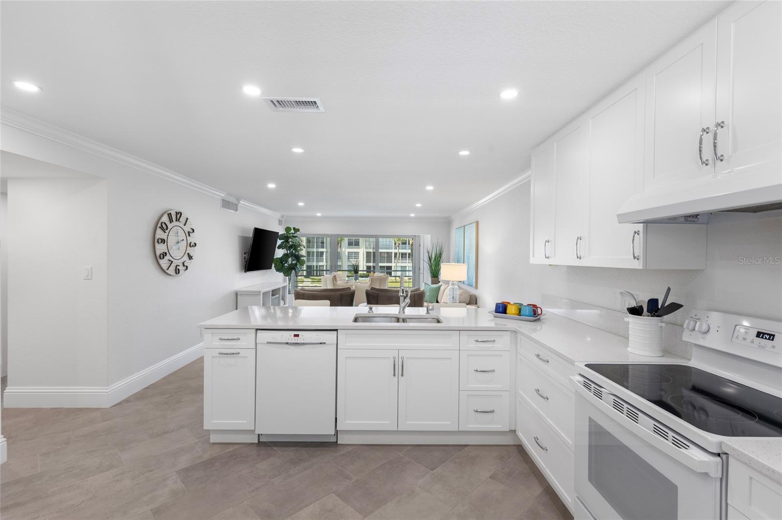 4390 EXETER DRIVE 206