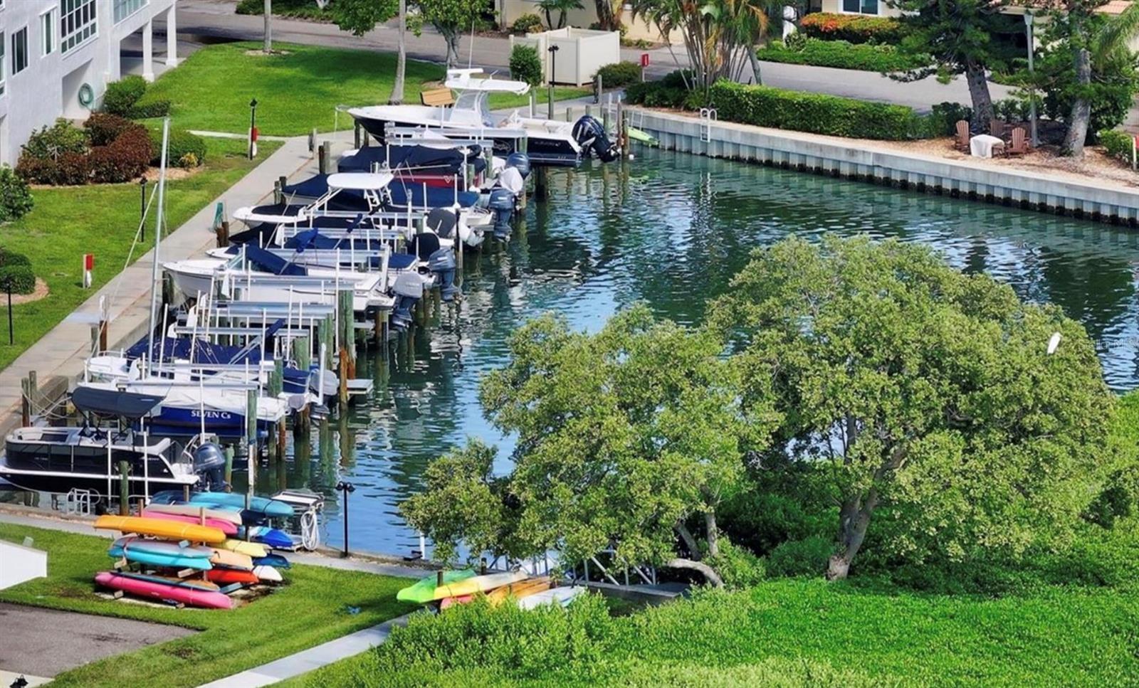 WINDWARD BAY AMD - Residential