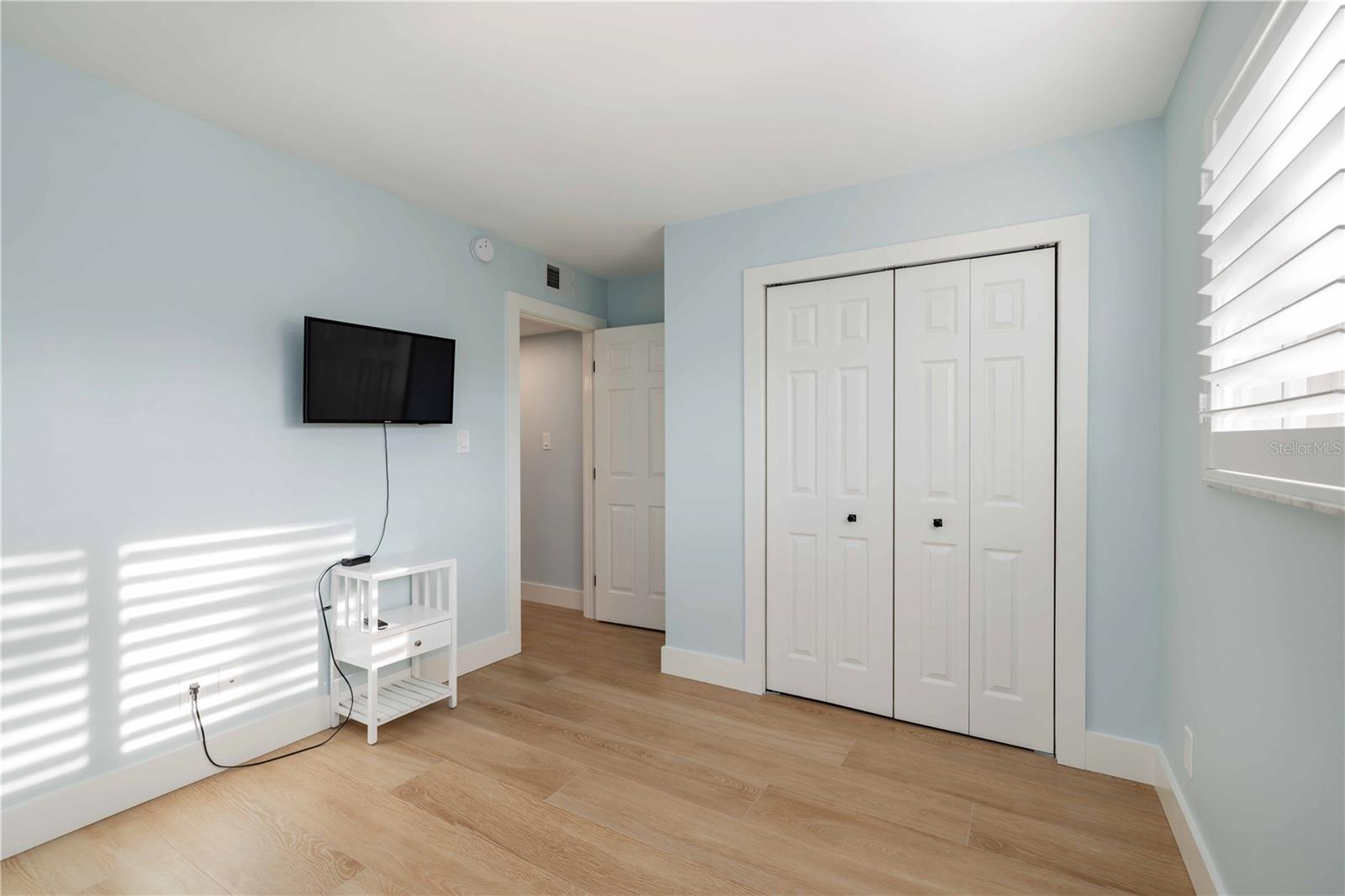 WINDWARD BAY AMD - Residential