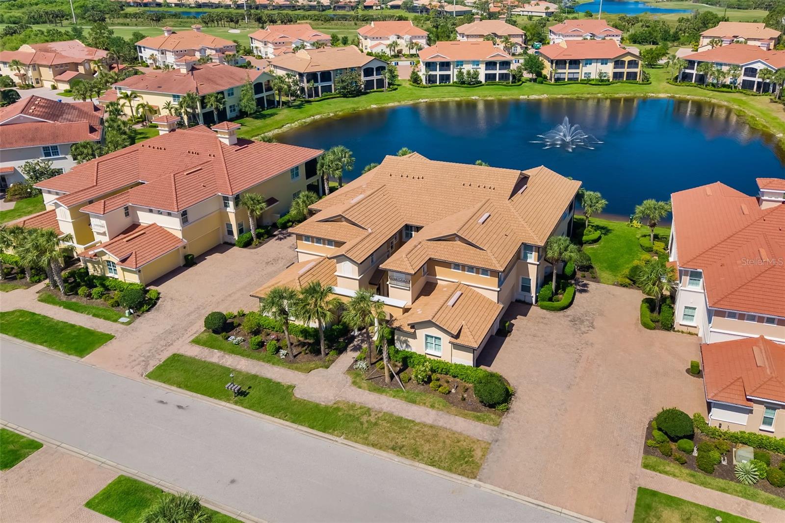 141 BELLA VISTA TERRACE 34D